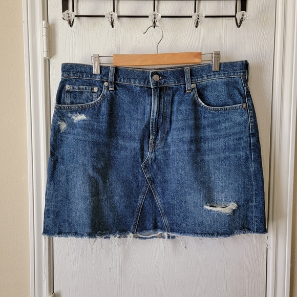 Everlane Denim reconstructed Skirt - Picture 2 of 10